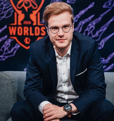 shoutout from Maurice "Amazing" Stückenschneider