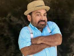 shoutout from Danny Woodburn