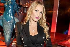 shoutout from Adela King