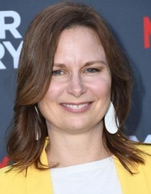 shoutout from Mary Lynn Rajskub
