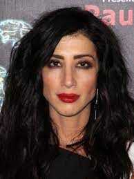 shoutout from Dana DeLorenzo