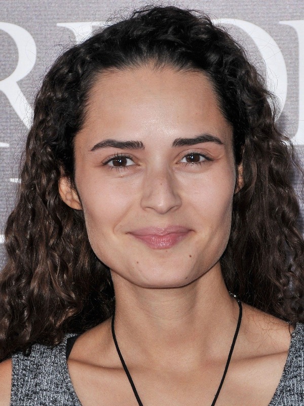 shoutout from Stephanie Nogueras